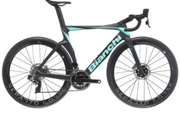 2023 Bianchi OLTRE PRO SRAM Red Etap AXS 12SP Road Bike (RACYCLE SPORT)